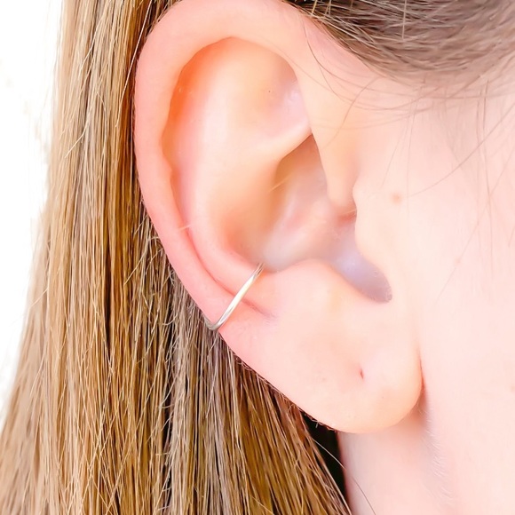 Minimalist Sterling Silver No Piercing Ear Cuff - Picture 3 of 4